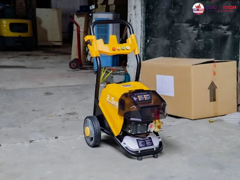 máy rửa xe 2500W Kumisai KMS 3300