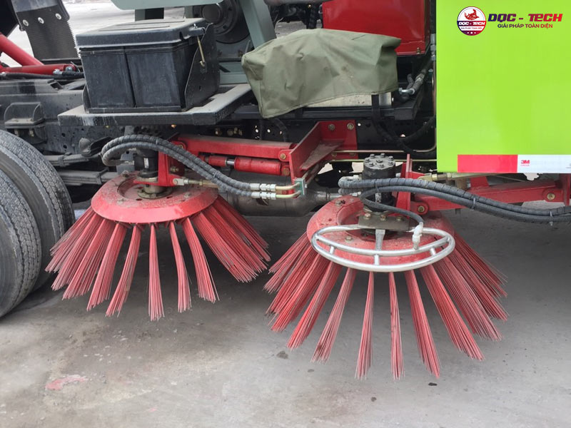Chổi xe quét đường