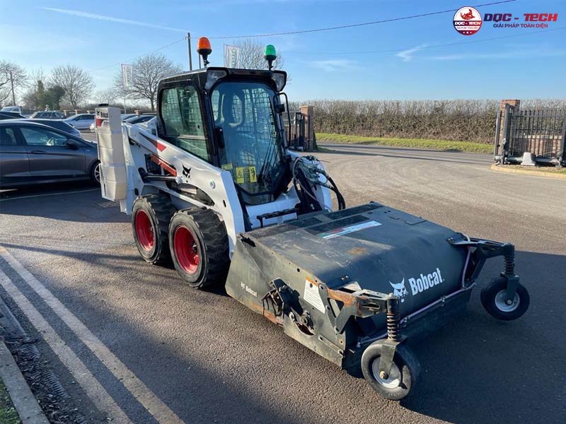 Xe quét rác Bobcat S450