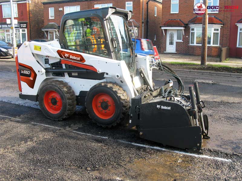Xe quét rác Bobcat S550