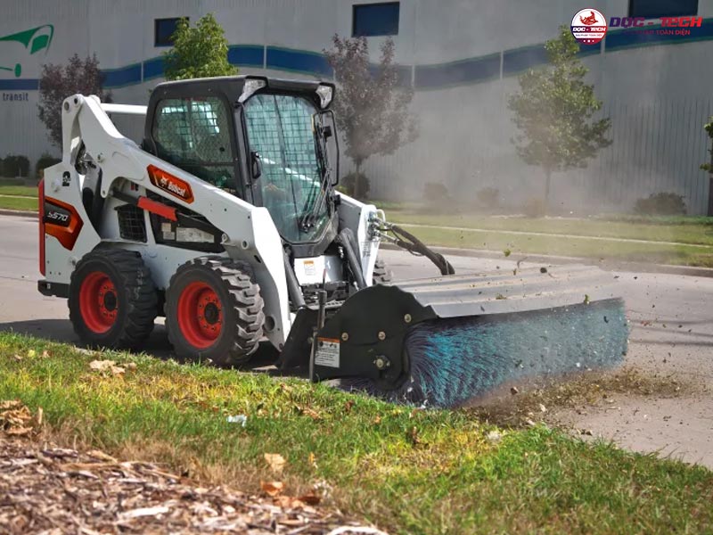 Xe quét rác Bobcat S570