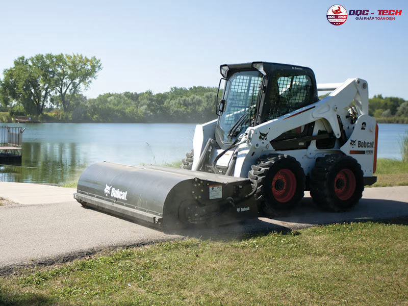 Xe quét rác Bobcat S650
