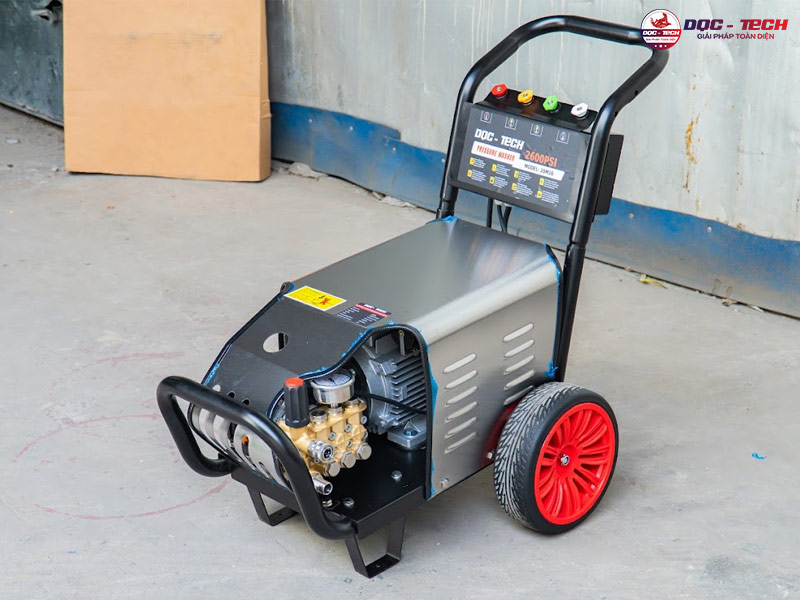 Máy rửa xe 3kW DQC Tech 20M26