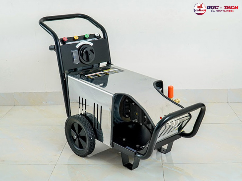 Máy rửa xe 3kW Kumisai 2000Psi