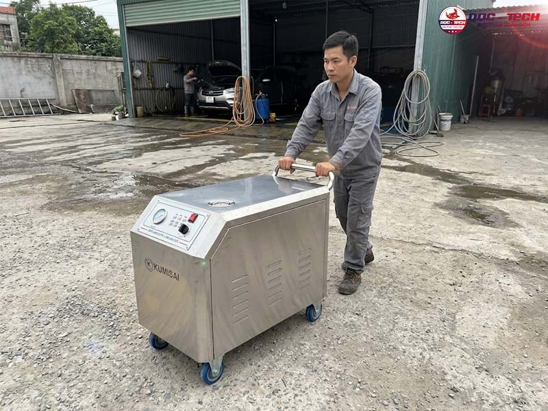 máy rửa xe hơi nước nóng Kumisai KMS90 cơ động
