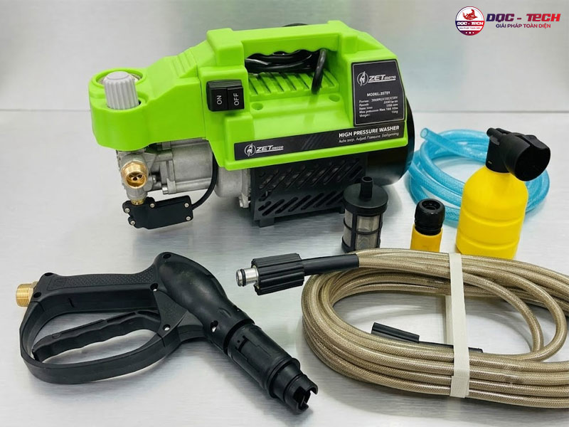 máy rửa xe Zetmoto đủ phụ kiện