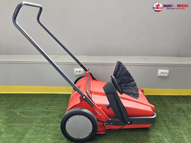 Xe quét đường Hako M600