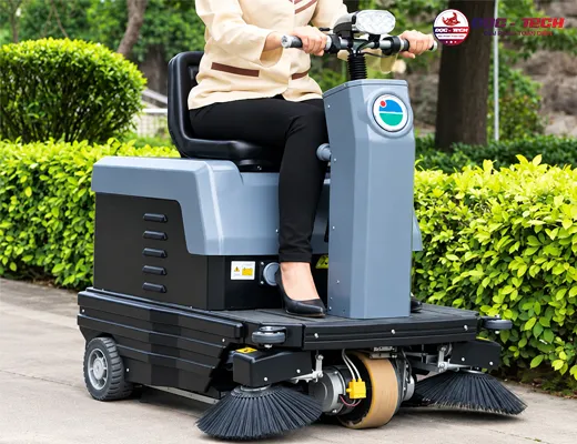 Xe quét rác đường Kumisai KMS-82 (Mini) - 3