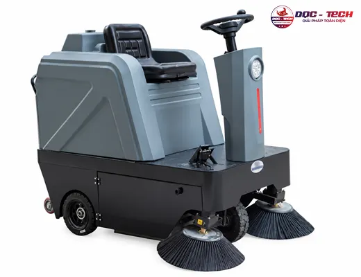 Xe quét rác nhà xưởng ngồi lái Kumisai KMS 1250E - pin litium