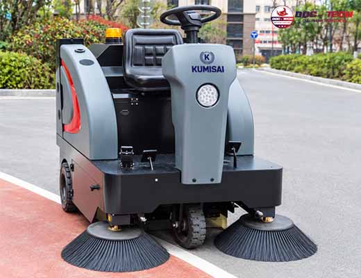 Xe quét rác mini ngồi lái Kumisai KMS-1350E - 5