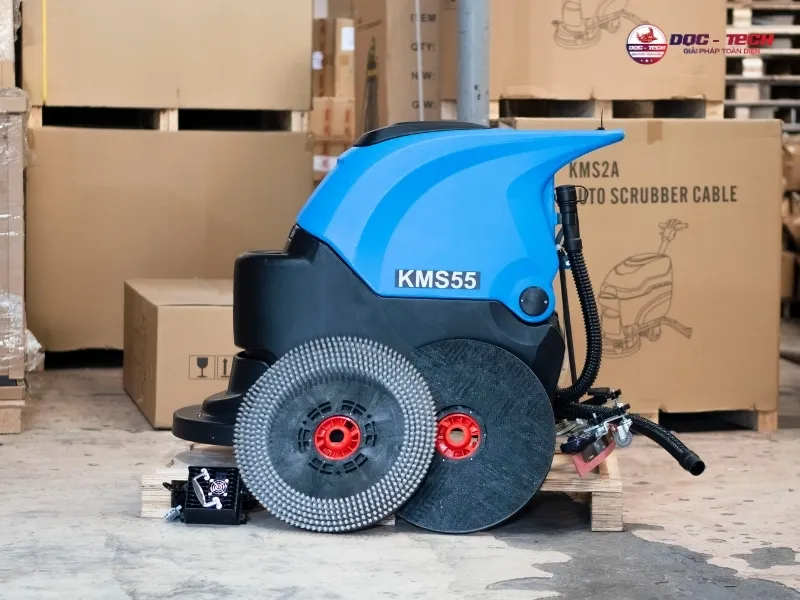 Bộ phụ kiện đi kèm máy chà sàn liên hợp Kumisai KMS 55 
