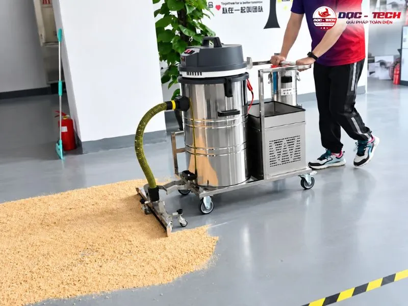Thiết bị hút bụi công nghiệp Kumisai tối ưu nguồn nhân lực