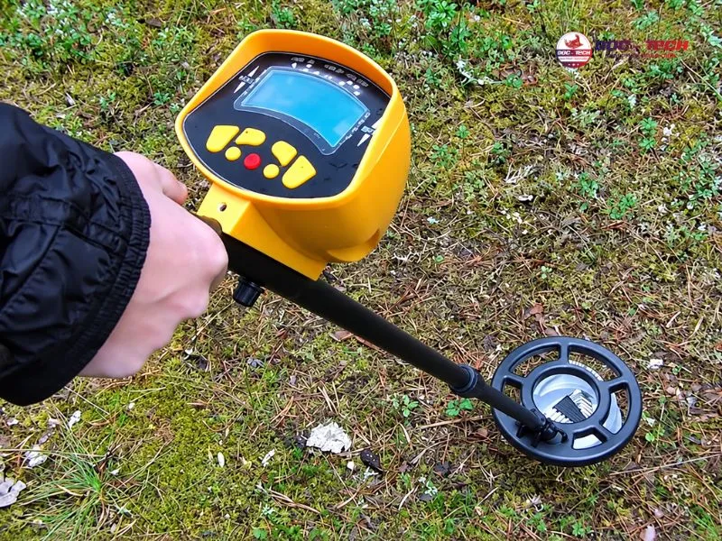 Kiểu dáng máy dò kim loại MD 3010 nhỏ gọn, thuận tiện cầm tay