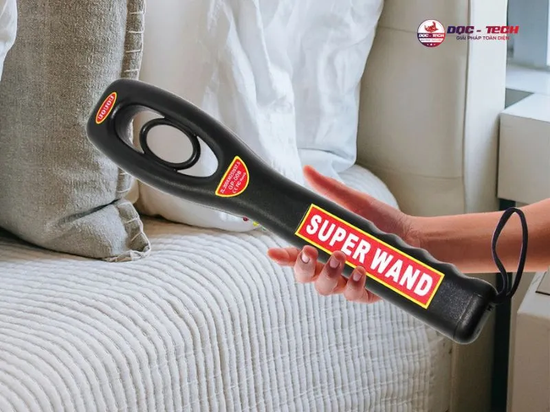 Máy rà kim loại Super Wand GP-008 có thiết kế cầm tay nhỏ gọn