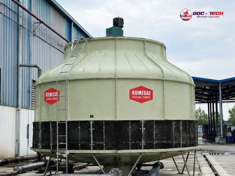 Tháp giải nhiệt Kumisai KMS 800RT có thiết kế đơn giản nhưng chắc chắn
