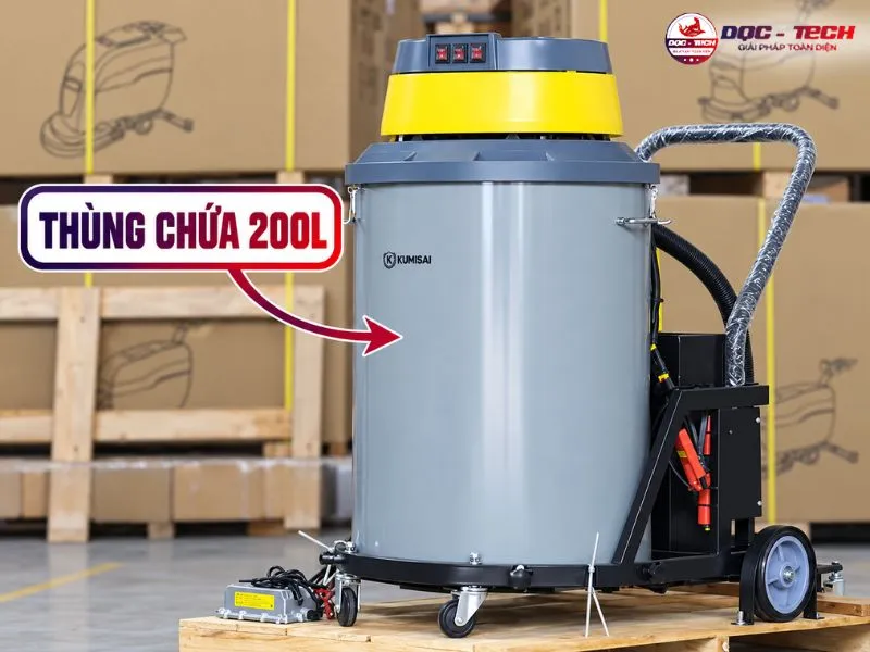 Khoang chứa máy hút bụi nhà xưởng Kumisai KMS 601T 200L rộng rãi