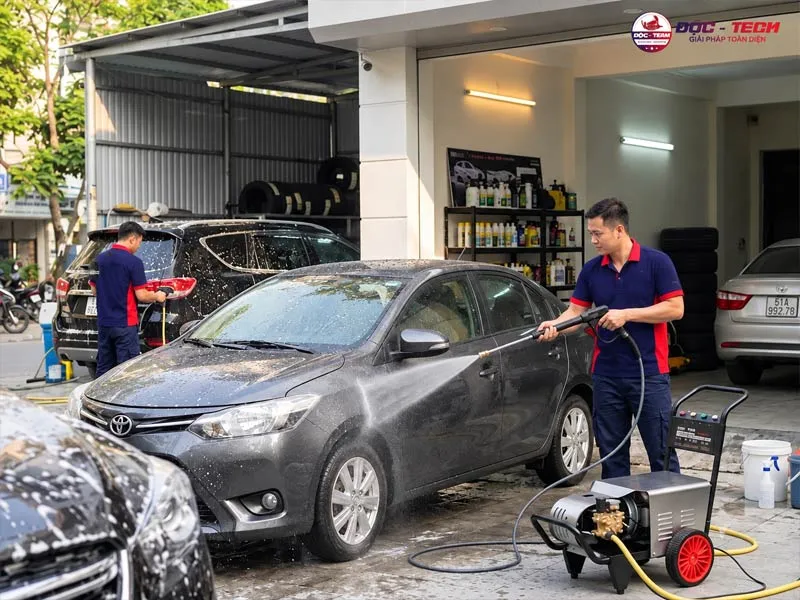 Ứng dụng máy rửa xe DQC-Tech