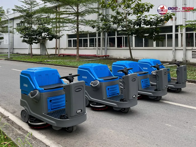 Update giá máy chà sàn liên hợp ngồi lái