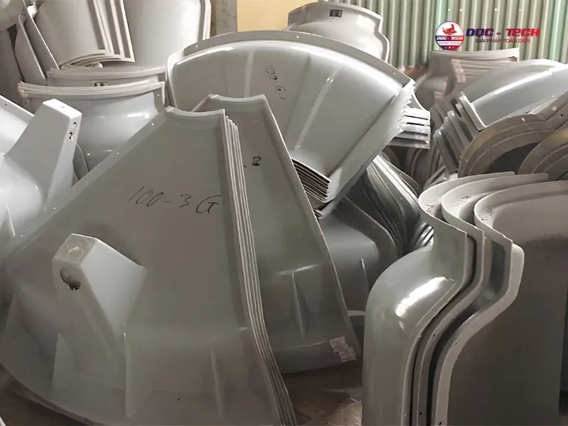 Vỏ tháp Tashin TSC 350RT làm từ composite bền chắc
