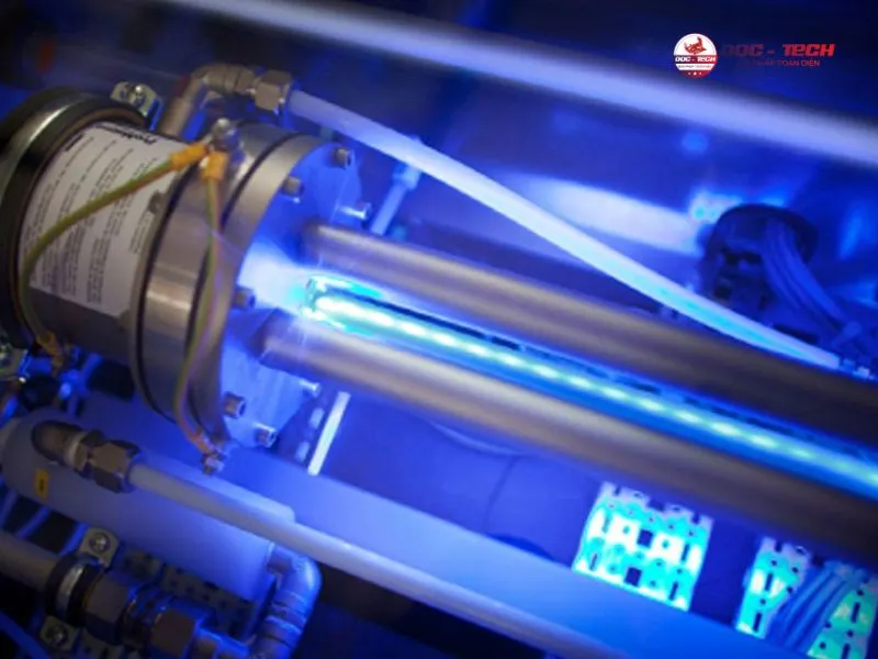 Sử dụng tia UV để xử lý nước tháp giải nhiệt hiệu quả, an toàn Sử dụng tia UV để xử lý nước tháp giải nhiệt hiệu quả, an toàn
